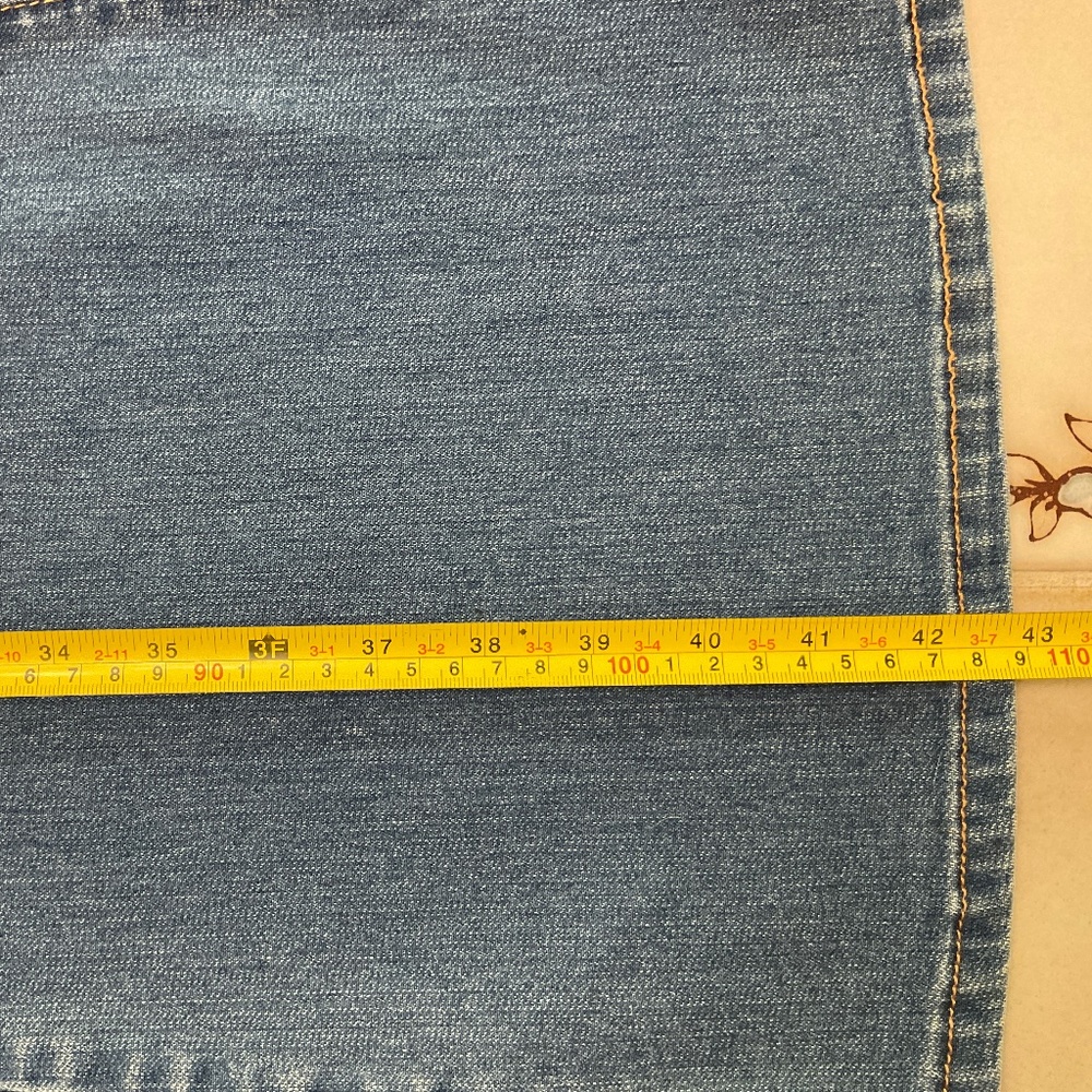 Old Navy Jeans Women’s (or Juniors) Blue Denim with Embroidered Heart Y2K - Picture 11 of 13